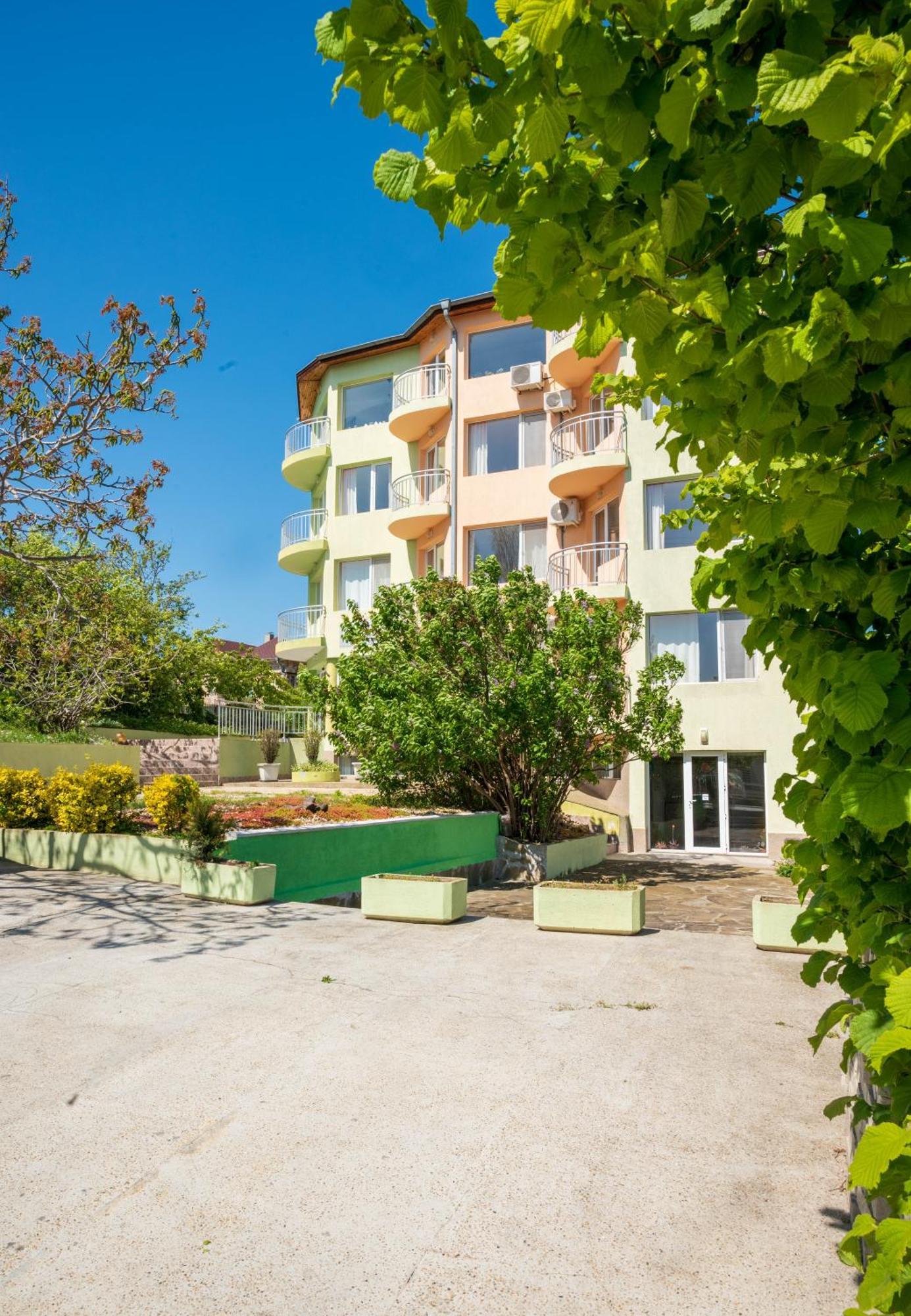 Family Hotel Perla Goldstrand Exterior foto