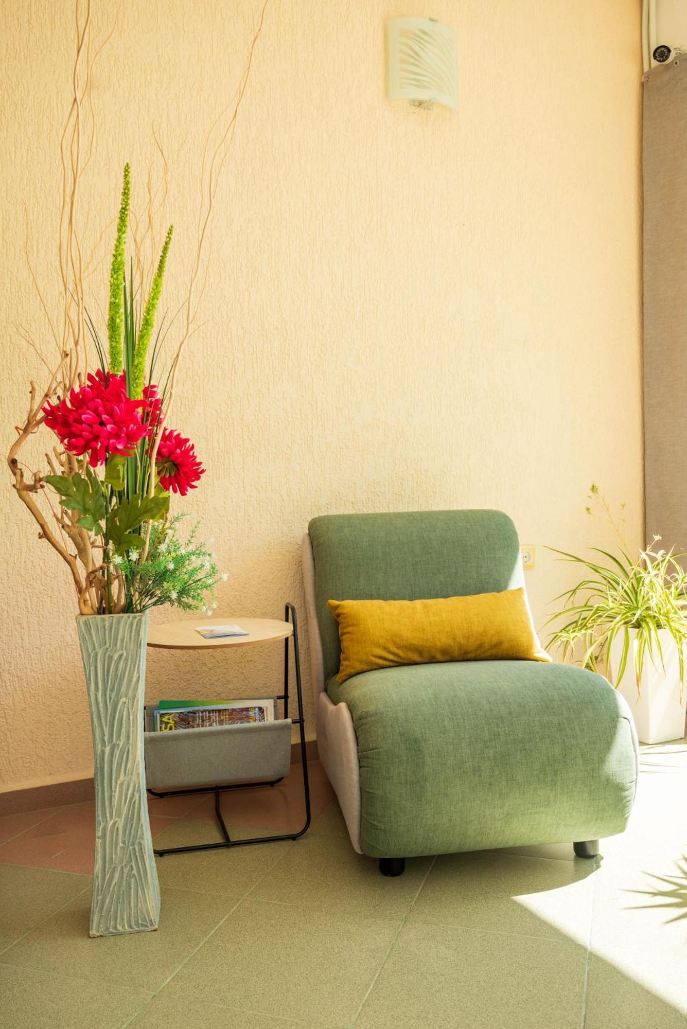 Family Hotel Perla Goldstrand Exterior foto