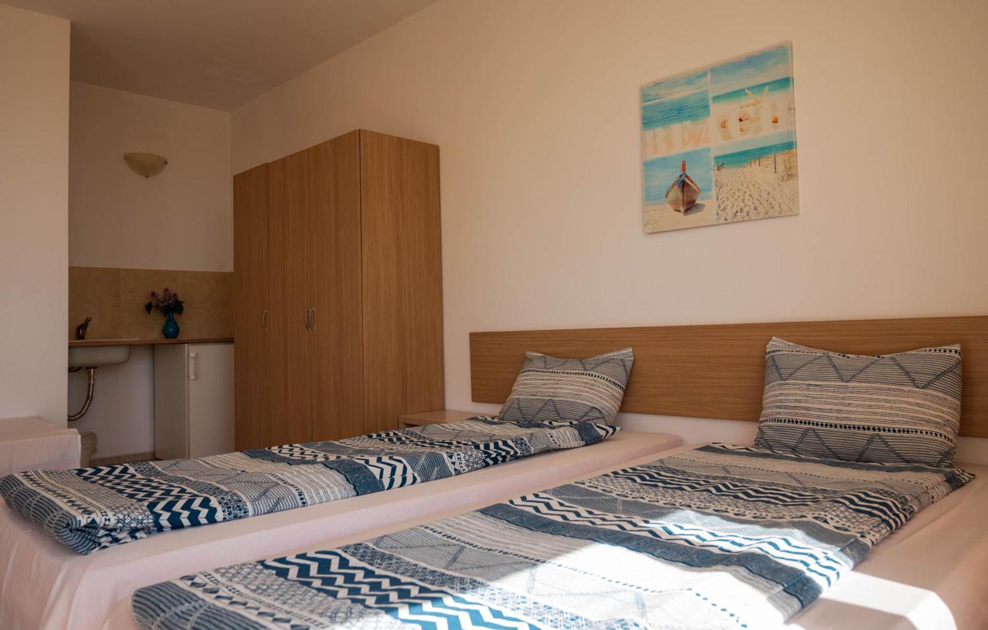 Family Hotel Perla Goldstrand Exterior foto